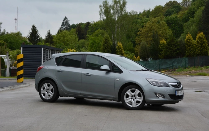 Opel Astra cena 28500 przebieg: 148000, rok produkcji 2011 z Dzierzgoń małe 466